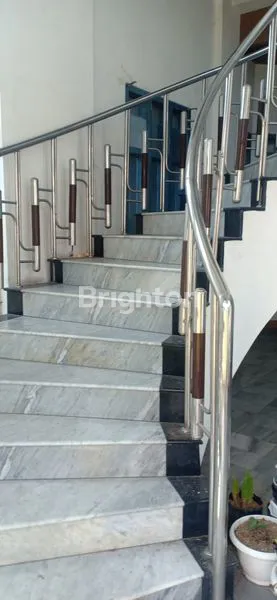 image RUMAH TENGAH KOTA NGAWI  (4)