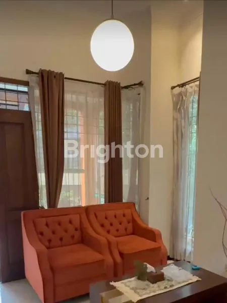 image RUMAH ESTETIK TENGAH KOTA (4)