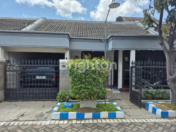 image WISMA TROPODO RUMAH LAMA SIAP HUNI SUDAH PAVING  (1)