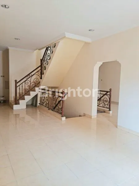 image DISEWAKAN RUKO KEMBAR DI JELAMBAR UTAMA SAKTI (3)