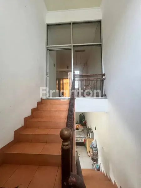 image RUMAH HOOK JEMUR ANDAYANI SIAP HUNI STRATEGIS DEKAT RAYA KENDANGSARI, TENGGILIS (7)