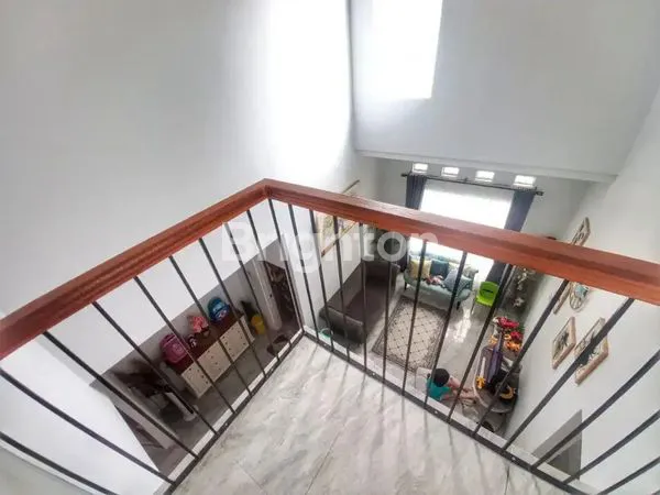 image RUMAH MEWAH HIGH CEILING! AKSES LANGSUNG PINTU TOL BALARAJA TIMUR (3)