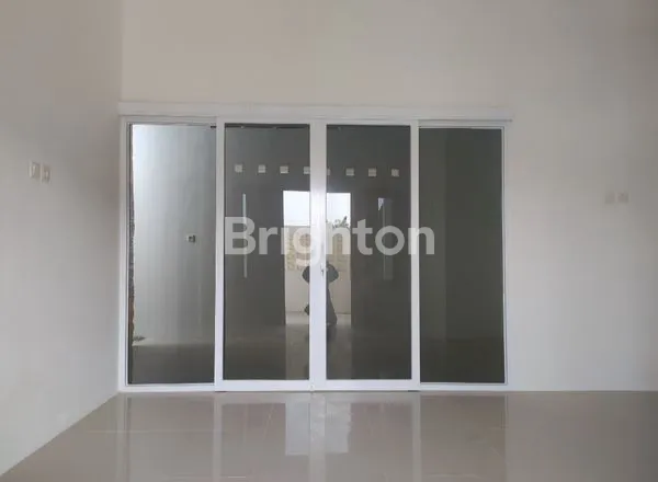 image RUMAH 1 LANTAI DI CLUSTER KARANGASEM DEKAT FASILITAS UMUM (2)