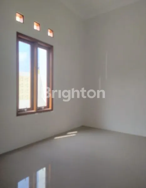 image RUMAH 1 LANTAI DI CLUSTER KARANGASEM DEKAT FASILITAS UMUM (6)