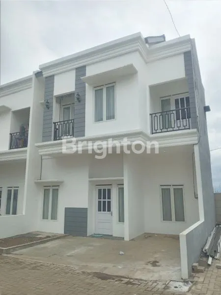 image RUMAH 2 LANTAI DI LINGKUNGAN BAGUS MEPET ARAYA HANYA 10 MENIT KE BINUS MALANG (1)