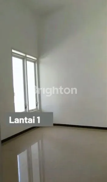 image RUMAH 2 LANTAI DI LINGKUNGAN BAGUS MEPET ARAYA HANYA 10 MENIT KE BINUS MALANG (3)