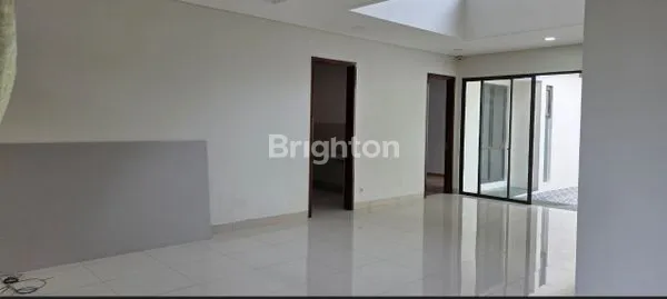 image RUMAH DI EMINENT BSD CITY TANGERANG (3)
