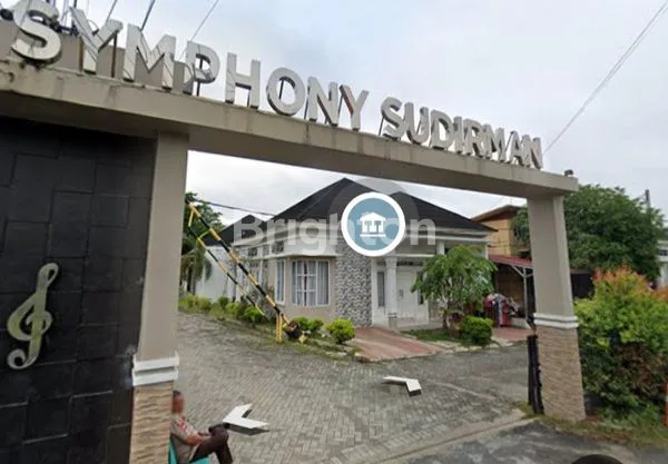 image HUNIAN STRATEGIS SIAP HUNI DI SYMPHONY SUDIRMAN RESIDENCE DI TENGAH KOTA PEKANBARU, 3KT & 2KM SERTA FASILATAS LENGKAP (3)