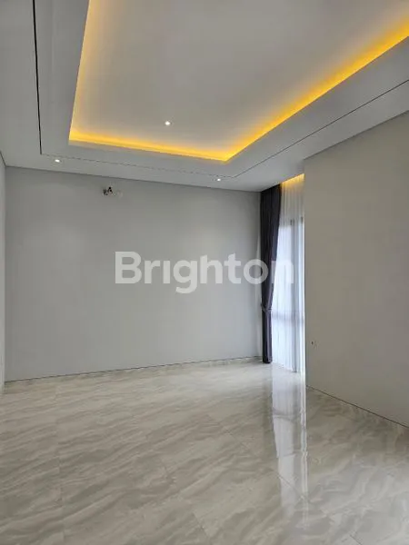 image RUMAH BARU MINIMALIS MODERN MANYAR INDAH  (3)