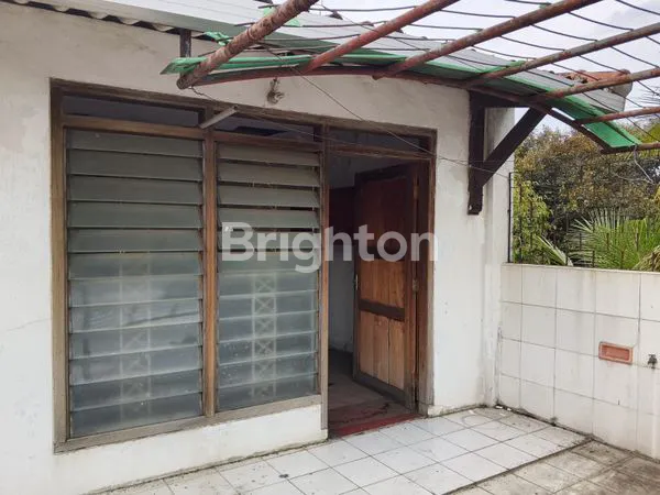 image RUKO LEBAR 10 METER LOKASI SANGAT STRATEGIS PUSAT KERAMAIAN BARAT SUNGAI KOTA KEDIRI  (2)