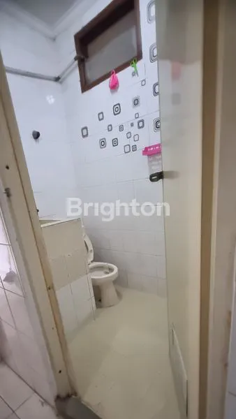 image RUMAH SIAP HUNI 2 LANTAI DI TAMBORA (7)