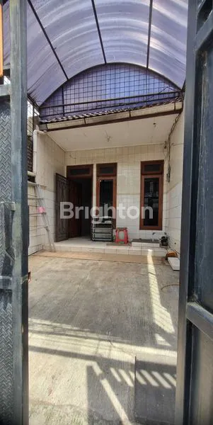 image RUMAH SIAP HUNI 2 LANTAI DI TAMBORA (2)