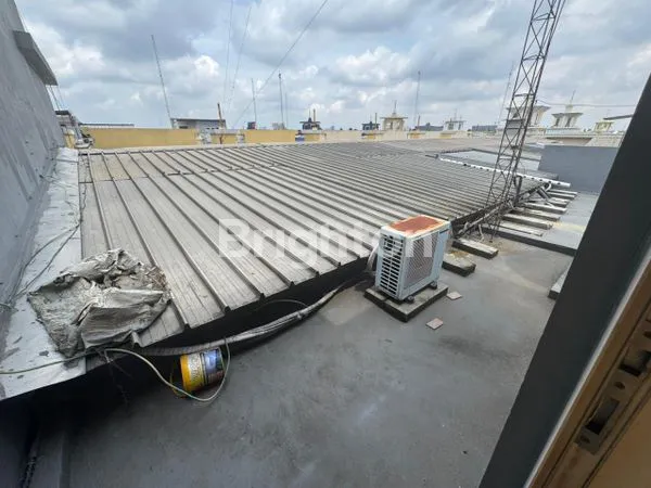 image RUKO GANDENG SIAP PAKAI DI BSD (7)