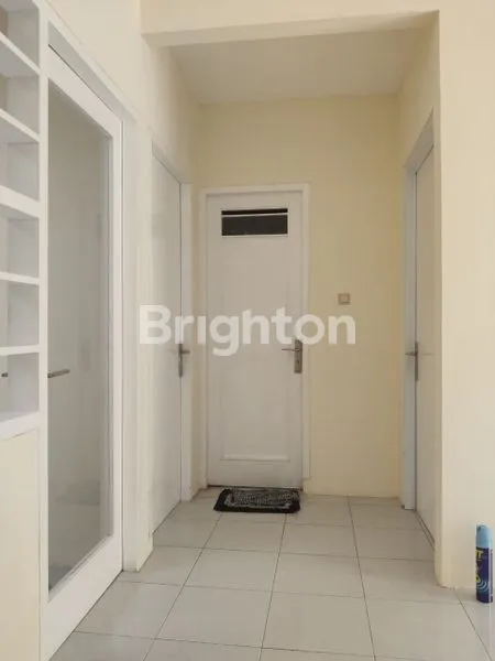 image RUMAH SEWA MINIMALIS DEKAT BSD 10 MENIT KE STASIUN TANGERANG SELATAN (6)