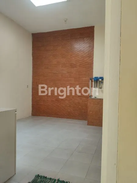 image RUMAH SEWA MINIMALIS DEKAT BSD 10 MENIT KE STASIUN TANGERANG SELATAN (7)