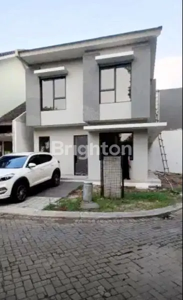image RUMAH BARU SIAP HUNI LT 127 LB 150 DI SERPONG (2)