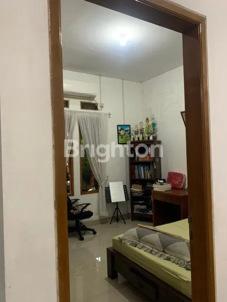 image DIJUAL RUMAH CUANTIK RAWA LUMBU (7)