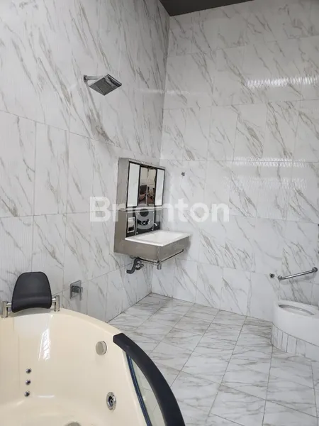 image RUMAH TINGGAL (3)