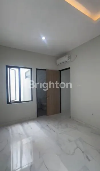 image JUAL RUMAH BARU GRESS PAKAL SEMEMI BENOWO SURABAYA (4)
