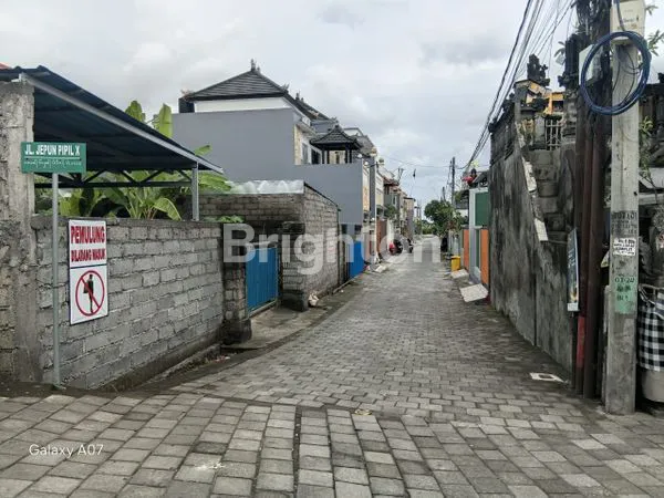 image SEWA RUMAH MURAH & MEWAH DI JL JEPUN PIPIL GATSU – LOKASI PRIMA, AKSES MUDAH!  (4)