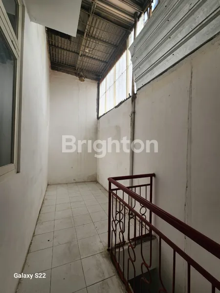 image RUKO 3 LANTAI MANYAR KERTAADI, 225M² (8)