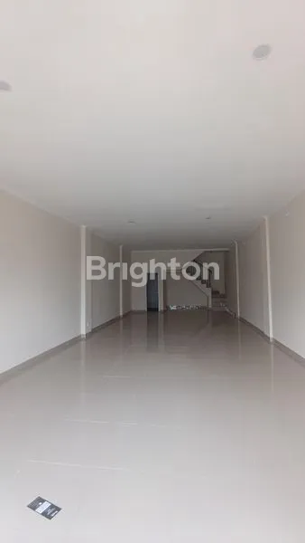 image 2 UNIT RUKO BARU STRATEGIS DI JALAN UTAMA CIBINONG BOGOR (4)