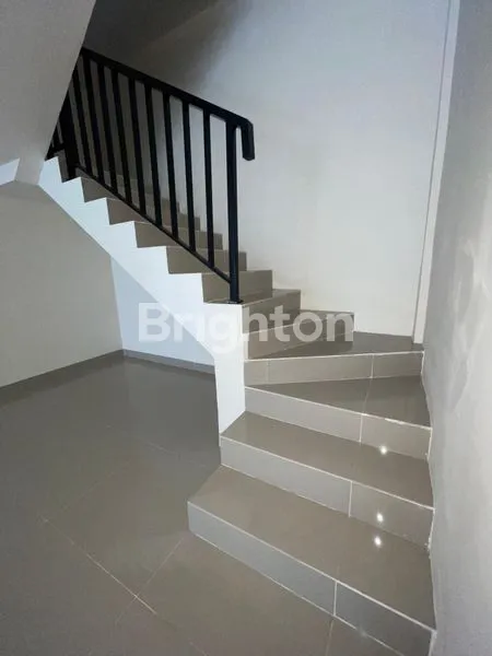 image 5 UNIT RUKO BARU STRATEGIS DI JALAN UTAMA CIBINONG BOGOR (6)