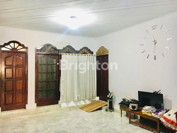 image HUNIAN STRATEGIS KEBON JERUK, 7KT & 4KM (4)