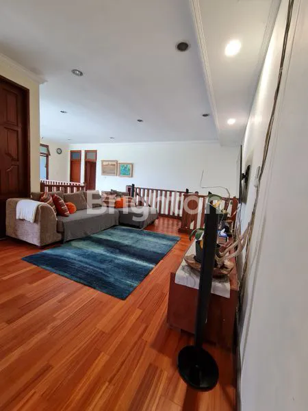 image SERASA LIBURAN DI BALI... RUMAH TROPICAL STYLE  CANTIK ASRI TERAWAT DG KOLAM RENANG  (6)