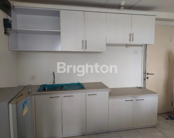 image APARTEMEN UC 2BR LANTAI 8 FURNISH DEKAT UNIVERSITAS CIPUTRA, HOKKY (1)