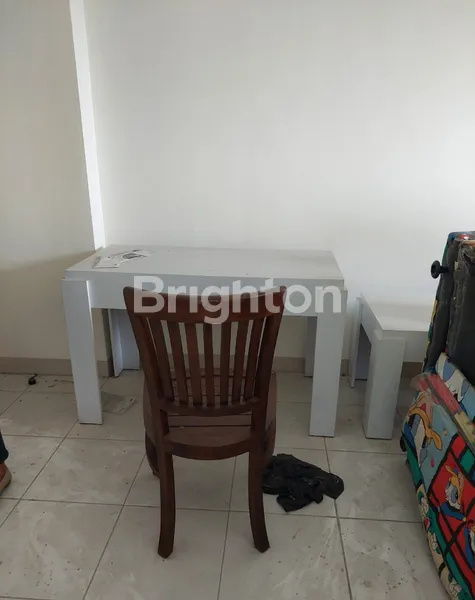 image APARTEMEN UC 2BR LANTAI 8 FURNISH DEKAT UNIVERSITAS CIPUTRA, HOKKY (7)