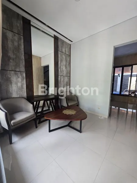 image RUMAH FULL FURNISHED 3 LANTAI DENGAN VIEW PEGUNUNGAN DAN PRIVATE POOL  (2)