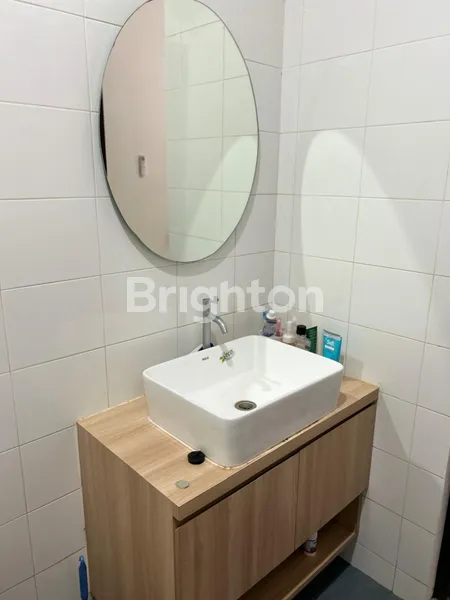 image RUMAH SIAP HUNI FULL FURNISHED, PERUMAHAN LEGENDA WISATA CIBUBUR LT: 105 (8)