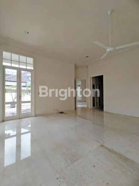 image RUMAH CANTIK SIAP HUNI KEMANG JAKARTA SELATAN (6)