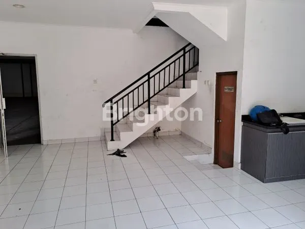 image DI SEWA GUDANG TANGERANG  (5)