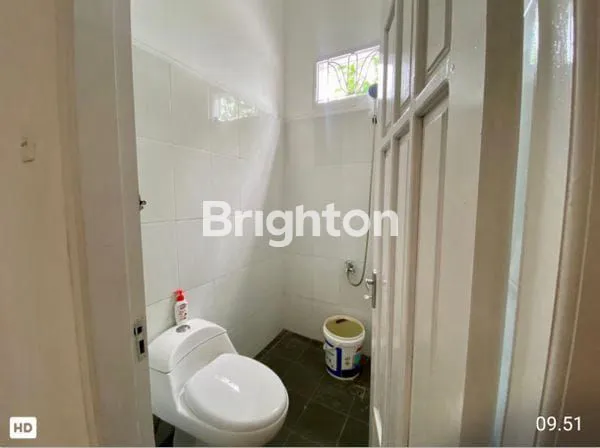 image DIJUAL RUMAH CANTIK TENGAH KOTA BERNUANSA MINIMALIS LOKASI DALAM PERUMAHAN SEPINGGAN PRATAMA AMAN NYAMAN HARGA NEGO (4)