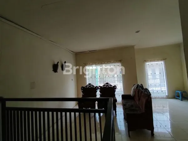 image RUMAH 2 LANTAI DI BENOWO, 3 KT SIAP HUNI (7)