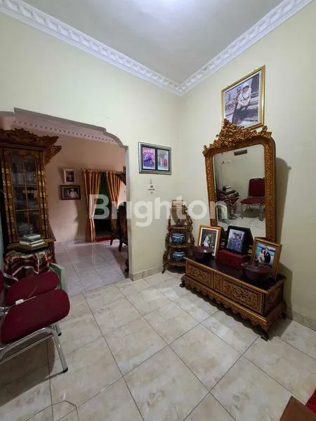 image MEWAH DALAM KOMPLEK DAERAH STRATEGIS (3)