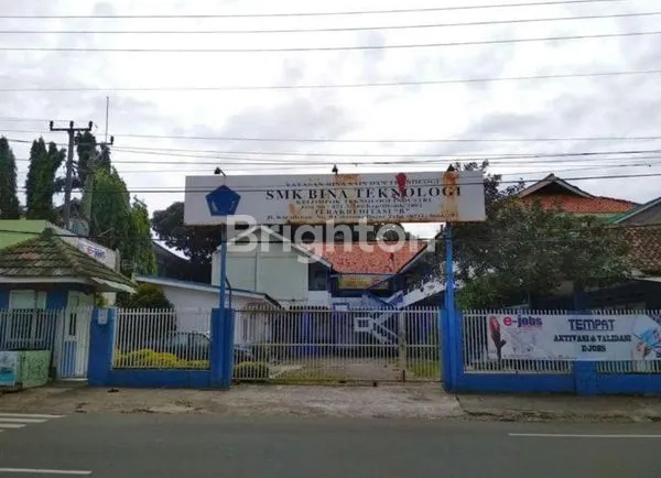 image DIJUAL CEPAT! TANAH PREMIUM DI KARADENAN CIBINONG, BOGOR + BONUS BANGUNAN SEKOLAH SMK BINA TEKNOLOGI (4)