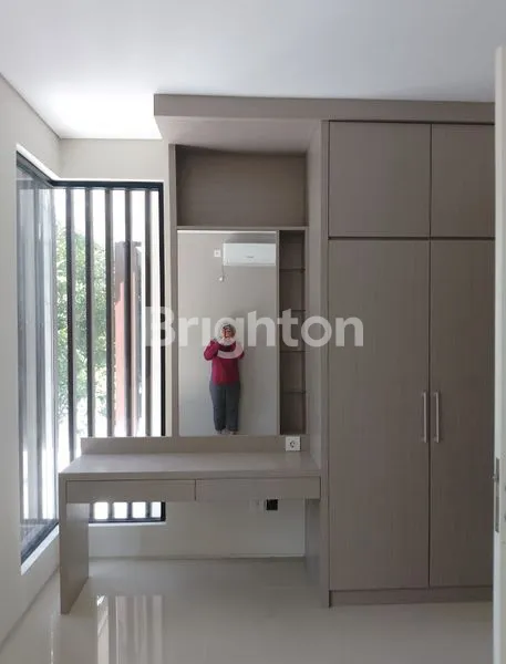 image RUMAH FULL FURNISHED NORTHWEST LAKE CITRALAND (6)