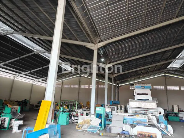 image GUDANG STRATEGIS CIKUPA, AKSES CONTAINER 40FT (2)