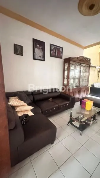 image RUMAH 2 LANTAI 5KT DI KOPO, LOKASI STRATEGIS (3)