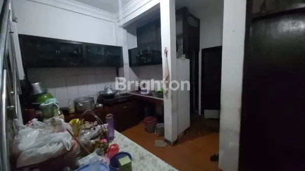 image DIJUAL RUMAH, 2 LANTAI, TURUN HARGA LAGI, DARI 2,9 M, MENJADI 2,6 SEKARANG 2,4 M, LOKASI TENGGER SURABAYA BARAT, STRATEGIS, DEKAT AKSES JALAN UTAMA  (5)