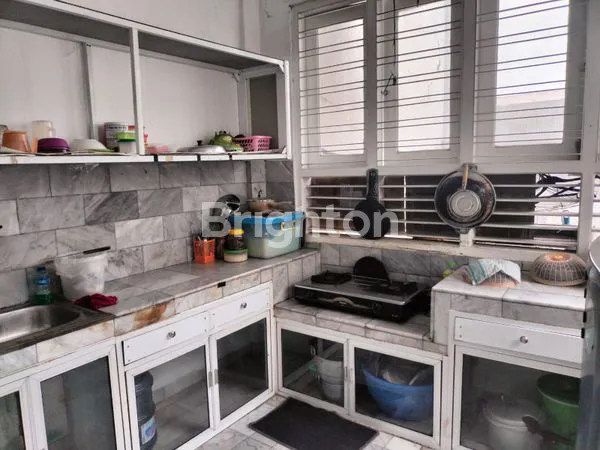 image RUMAH SIDOYOSO LANTAI FULL MARMER (6)