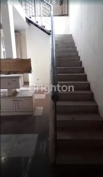 image RUMAH PERMATA HIJAU, JAKARTA SELATAN (3)