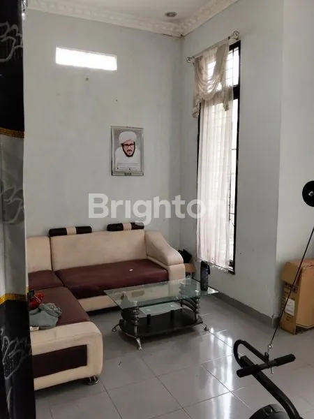 image RUMAH 2 LANTAI LT 150 DEKAT RS SMC SAMARINDA (3)