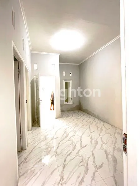 image RUMAH CANTIK KEDIRI, DEKAT SIMPANG LIMA GUMUL (6)