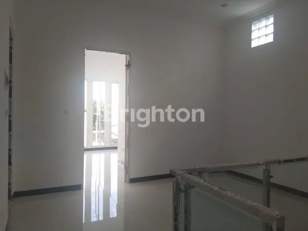 image RUMAH BARU SIAP HUNI WISMA PERMAI TENGAH (3)