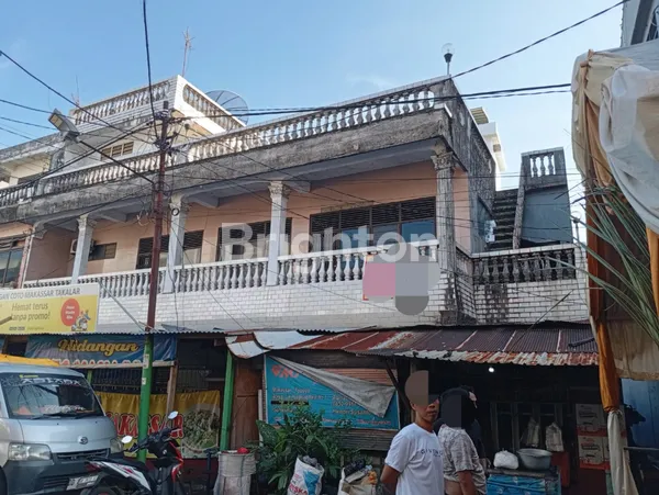 image PROPERTI PROSPEKTIF DI AREA RAMAI MAKASSAR (AREA PASAR TERONG) – SIAP PAKAI UNTUK BERBAGAI USAHA (5)