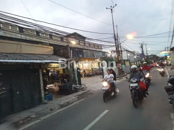 RUMAH PLUS 3 KIOS JALAN RAYA UTAMA KREO CILEDUG TANGERANG